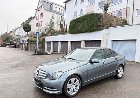 Mercedes-Benz C 200 C-Klasse CGI Automatik BlueEFFICIENCY Avantgarde