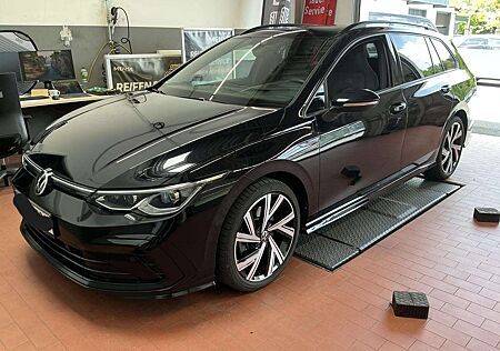 VW Golf Variant Volkswagen Golf VIII Variant 2.0 TDI R-Line IQ.Light|Matrix