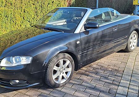 Audi A4 1.8 T S Line Leder , Akustik Verdeck 1 Hand !