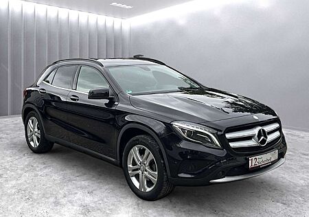 Mercedes-Benz GLA 200 Off-Road *Vollleder/Navi/Bi-Xenon/Totw.*