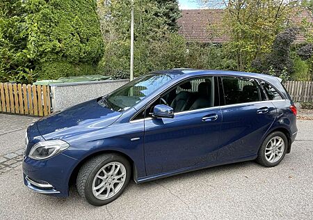 Mercedes-Benz B 180 (246.242)