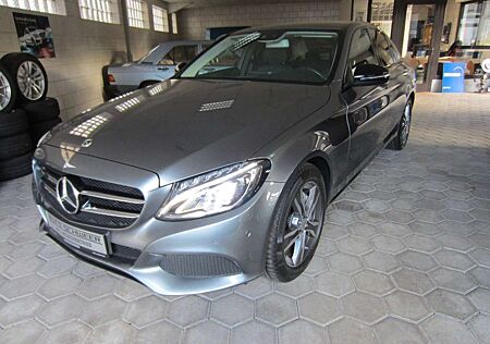 Mercedes-Benz C 250 Avantgarde/Automatik/LED/Night/Sitzh/Top