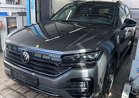 VW Touareg Volkswagen 3.0TDi 4M R-LINE ACC/HuD/PANO/IQ-L.