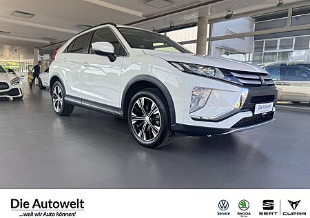 Mitsubishi Eclipse Cross Active 2WD 1.5 GRA SHZG KLIMA R-KAM