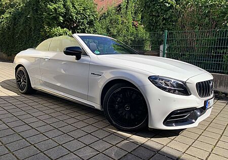 Mercedes-Benz C 63 AMG V8 Cabrio | 1. Hand | Neuwertig | Herstellergarantie bis 03/2027