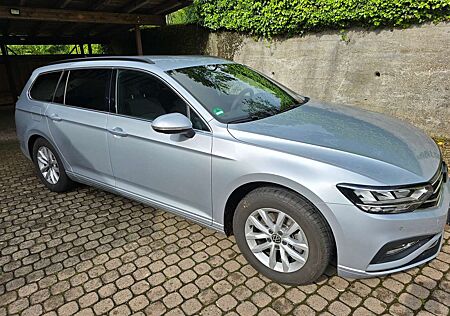 VW Passat Variant Volkswagen 1.5 TSI OPF DSG Business