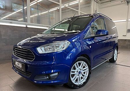 Ford Tourneo Courier Titanium