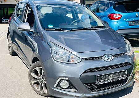 Hyundai i10 FIFA World Cup Edition