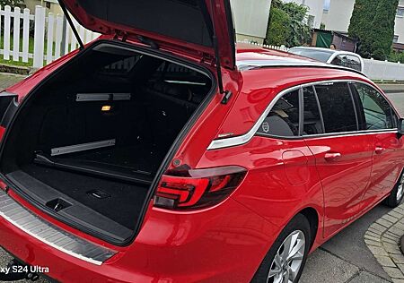 Opel Astra 1.4 ECOTEC CNG Sports Tourer Edition