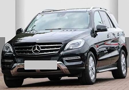Mercedes-Benz ML 350 BlueTEC 4MATIC 7G-TRONIC Panorama AHK 3,5t