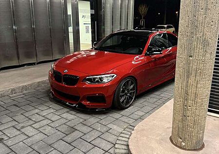 BMW 235 M235i xDrive Coupe Sport-Aut.