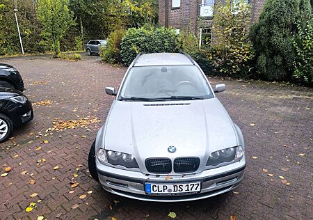 BMW 320i 320 touring