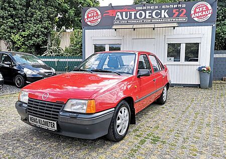Opel Kadett 1,6 i * Oldtimer - H-Zulassung * TÜV/AU *
