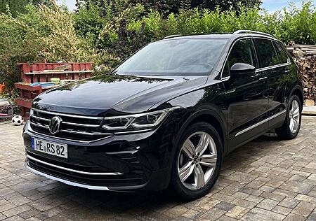 VW Tiguan Volkswagen Elegance TSI DSG Standheizung Alle Systeme Matrix