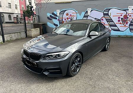 BMW 240 M240 i xDrive M Paket Performance