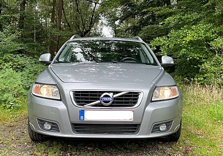 Volvo V50 DPF DRIVe Summum