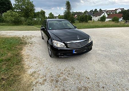 Mercedes-Benz C 180 Kompressor Automatik BlueEFFICIENCY