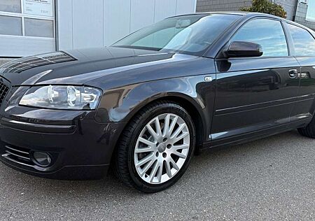 Audi A3 2.0 TFSI 200PS AUTOMATIK TÜV,1-HAND,ALCANTARA