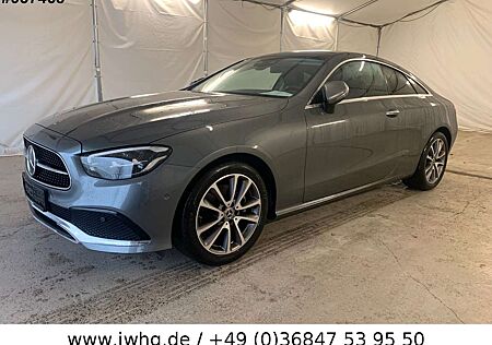 Mercedes-Benz E 220 E220 Coupe Facelift HeadUp Distr+Pano Kam DAB