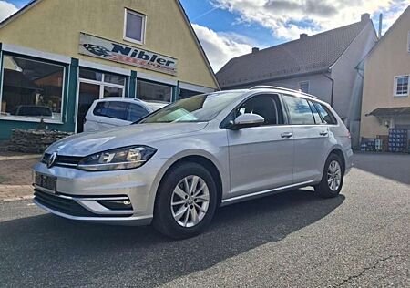 VW Golf Volkswagen 1.6 TDI Variant 1.HAND+NAVI+KAMERA+VIRTUAL