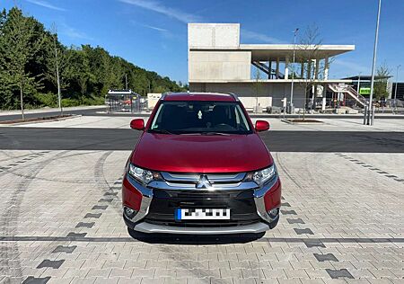 Mitsubishi Outlander 2.0 MIVEC Edition 100+ ClearTec