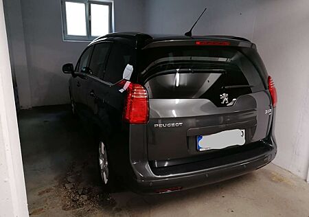 Peugeot 5008 e-HDI FAP 110 EGS6 Stop&Start Allure