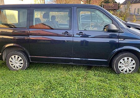VW T6 Multivan Volkswagen Multivan Kurz EU6 Trendline