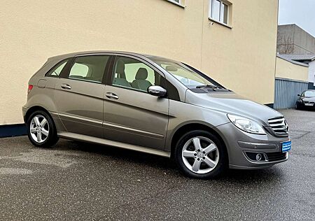 Mercedes-Benz B 200 B KLASSE 200 AUTOMATIK PANO PDC TEM RENTER-FAHRZ