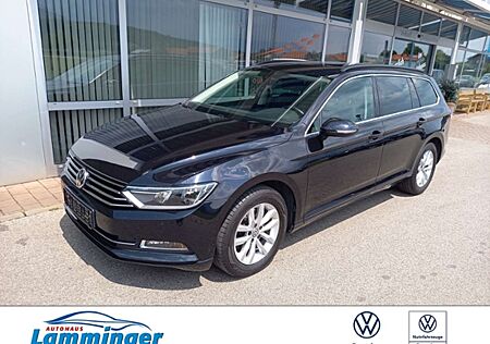 VW Passat Variant Volkswagen Comfortline AHK ACC NAVI SHZ PDC