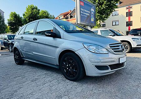 Mercedes-Benz B 180 CDI Automatik Navi Klima SHZG PDC