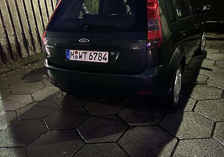 Ford Fiesta 1.3 Ambiente