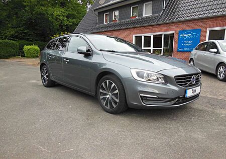 Volvo V60 LINJE SVART D3 AHK/LEDER/MEMORY/2xKINDERSITZ
