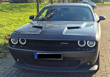 Dodge Challenger +Automatik+SXT+Plus