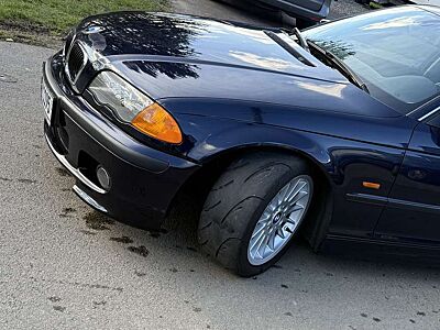BMW 330 330i