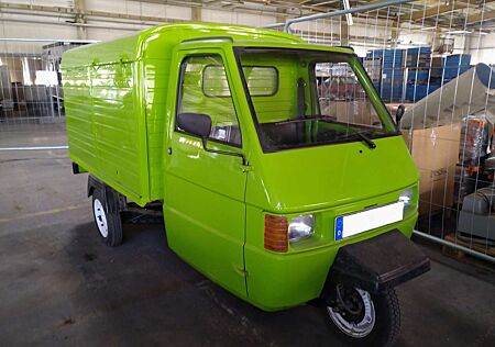 Piaggio APE LKW Geschl. Kasten
