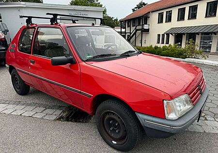 Peugeot 205 XR