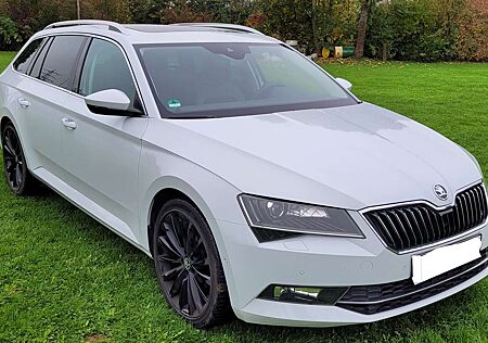 Skoda Superb III Combi Diesel Combi 2.0 TDI DSG Style