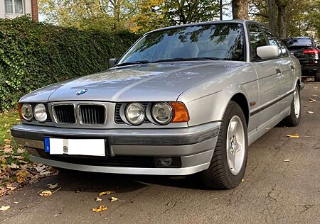 BMW 520i 520 24V E34 Schaltgetriebe Klima SHD