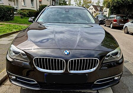 BMW 525d 525 xDrive Touring Aut. Luxury Line