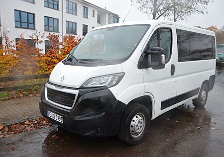 Peugeot Boxer Kombi 330 L1H1 *9 SITZER*NAVI*KLIMA