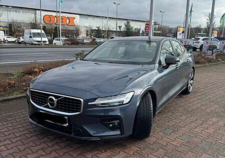 Volvo S60 R Design