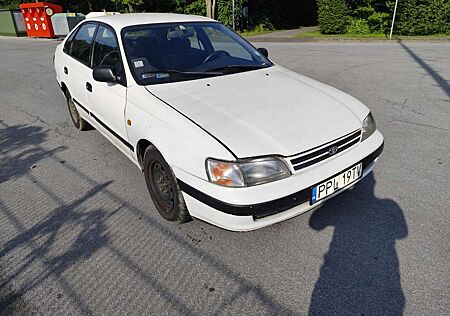 Toyota Carina Liftback 1.8 AC