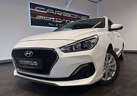 Hyundai i30 gebraucht kaufen Hyundai i30 cw Automatik Trend**Anhängerkupplung**