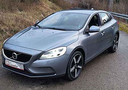 Volvo V40 T2 Momentum