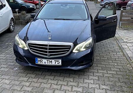 Mercedes-Benz E 220 CDI BlueEfficiency (212.202)