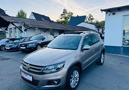 VW Tiguan Volkswagen Sport & Style 4Motion/Panorama/SHZ/