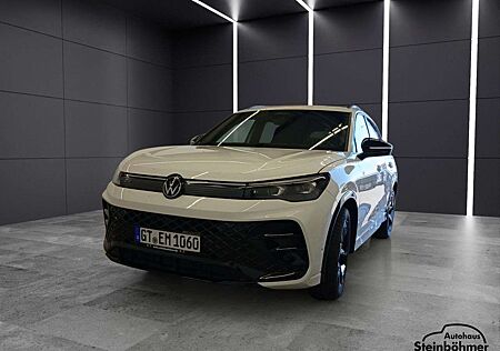 VW Tiguan Volkswagen R-Line BlackStyle 2.0TDI DSG IQ.Light NAV