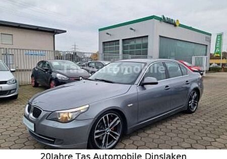 BMW 523 i "Xenon"Navi"8-fach bereift auf Alufelgen...