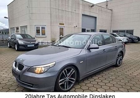 BMW 523 i "Xenon"Navi"8-fach bereift auf Alufelgen...