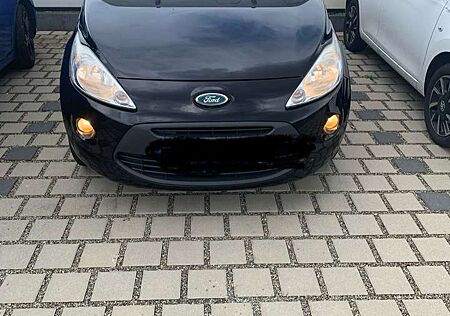 Ford Ka /+ Titanium